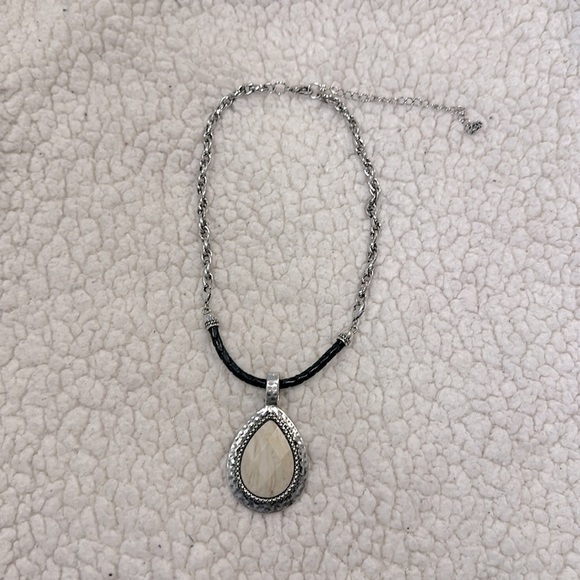 Premier Designs Retired Reversible Necklace Lobster Clasp Closure - Picture 2 of 7